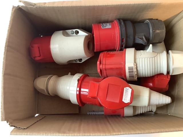 Diversen 380V stekkers / 6 stuks NIEUW