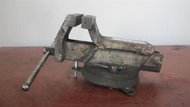 Diversen bankschroef bekbreedte 13cm 