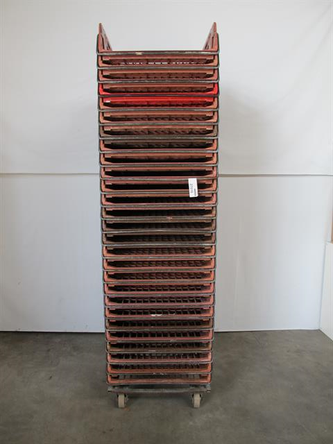 Magazijn broodkratten 27 stuks