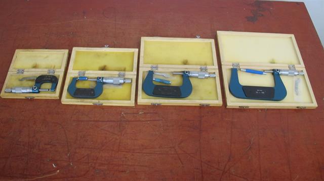 Meetgereedschap diverse meters / 4 stuks
