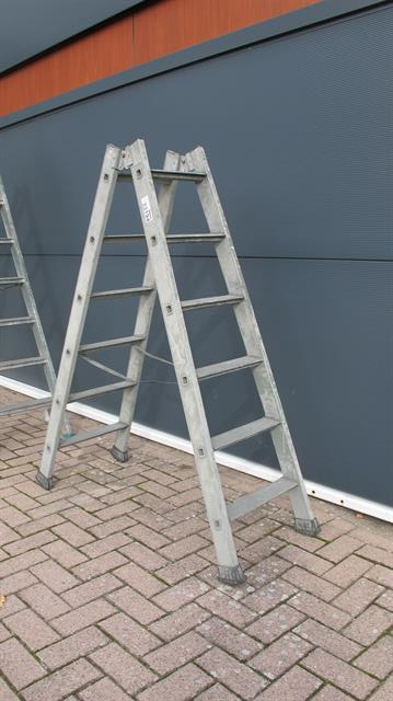 ladder - trap - steiger dubbelzijdige trap