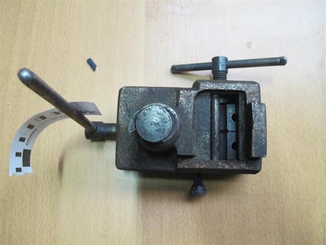 Auto Rem Reparatie Gereedschap Felsapparaat Voor Remleidingen - 3/16 En 1/4 Inch, Voor Reparatie Direct Op De Auto, Compact Ontwerp 3/16 1/4 Inch Buigtool