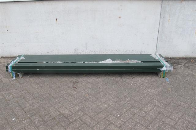 Hekwerk en toebehoren hekwerk staanders L2800x60x60x2mm / 17 stuks