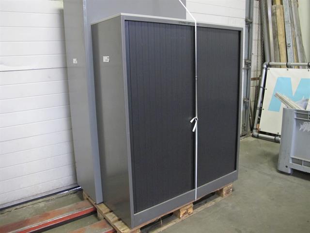 kast van metaal / Ahrend - Memax, Online veiling van metaal, machines ...