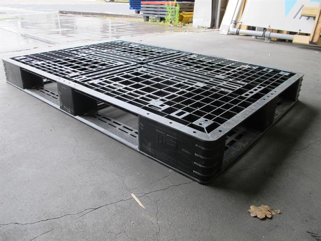 Werkplaats toebehoren kunststof pallets 15 stuks / 120x80x12cm