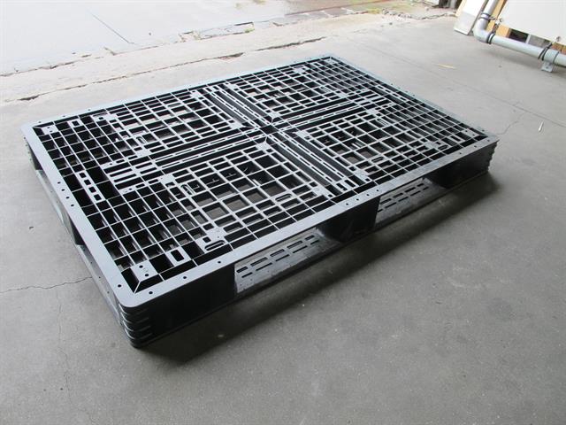 Kunststof pallets kunststof pallets 15 stuks / 120x80x12cm