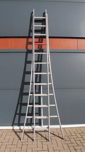 ladder - trap - steiger ladder 2 delig