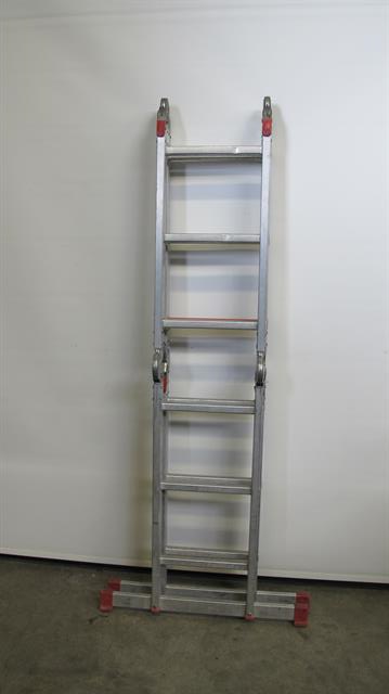 ladder - trap - steiger ladder Altrex inklapbaar