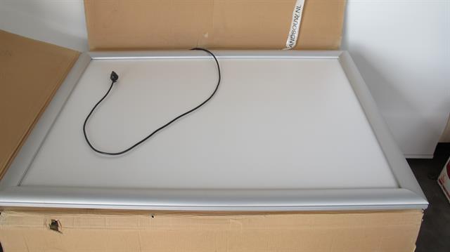 Diversen lichtbak voor reclame / 94 x 129cm