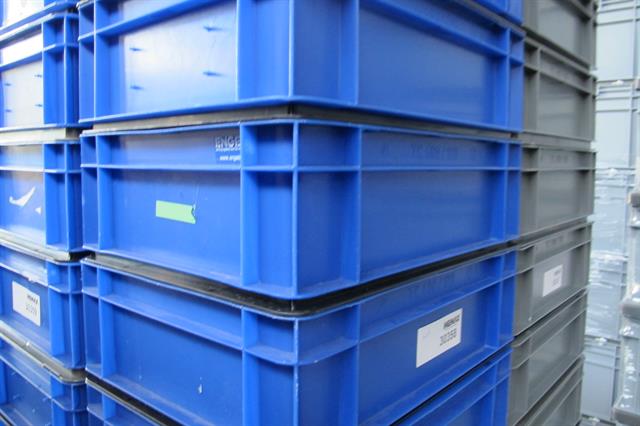 Kunststof bakken opslag bakken 14 stuks  / h13 x 30 x 40cm 