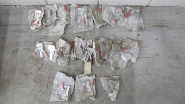 Gereedschap opspanklemmen 23 stuks 115U NIEUW