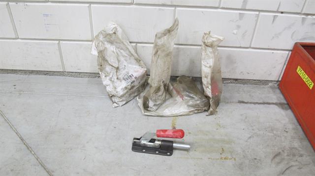 Gereedschap opspanklemmen 5 stuks 630M NIEUW