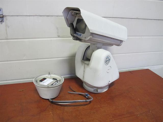 Dummy CCTV Bewakingscamera Met Muurbeugel » Dummy Camera » Camera