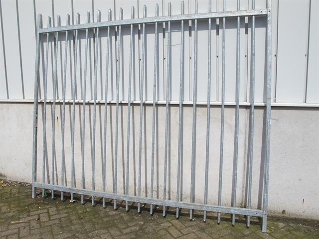 Hekwerk  poort / h245 x b290cm
