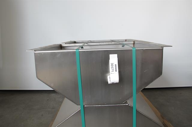 Bedrijfswagen inrichting trechter van RVS  NIEUW