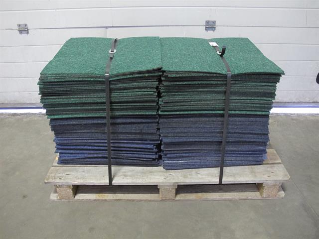 vloertegels (tapijt) 50 x 50cm ca 63M2 - , Online veiling van