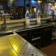 Horeca meubilair bar incl. koeling, vaatwasser, spoelbak, een wijntap en 2 vintage tapkranen van Heineken 1