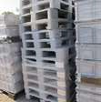 Kunststof pallets diverse kunststof pallets 13 stuks /  gesloten dek 2