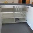 Overige keuken met kookeiland en 2 wandkasten incl. diverse apparatuur 8