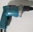 Elektrisch gereedschap Makita 6802BV schroefmachine voor gipsplaten in koffer 2