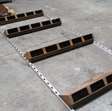 muurframe met cortenstaal plantenbakken