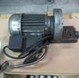Toebehoren Partij gereedschap en toebehoren; nieuwe popnageltang, doos spantangen/boorconus, slijpmachine met loep, hitachi acci gereedschap 2