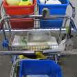 kantine/kantoor poetskar met diverse inhoud 3