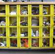 transportkar met diverse inhoud