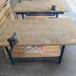 Werkplaats toebehoren werkbank /tafel met 1 bankschroef 2