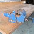 Werkplaats toebehoren Werktafel met bankschroef, afmeting ca. 2000x800x1000 mm, dikte werkbad 38 mm 2